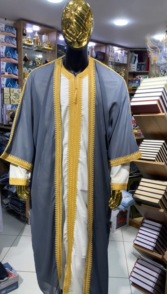 ⁦الرداء الملكي⁩ - الصورة ⁦6⁩