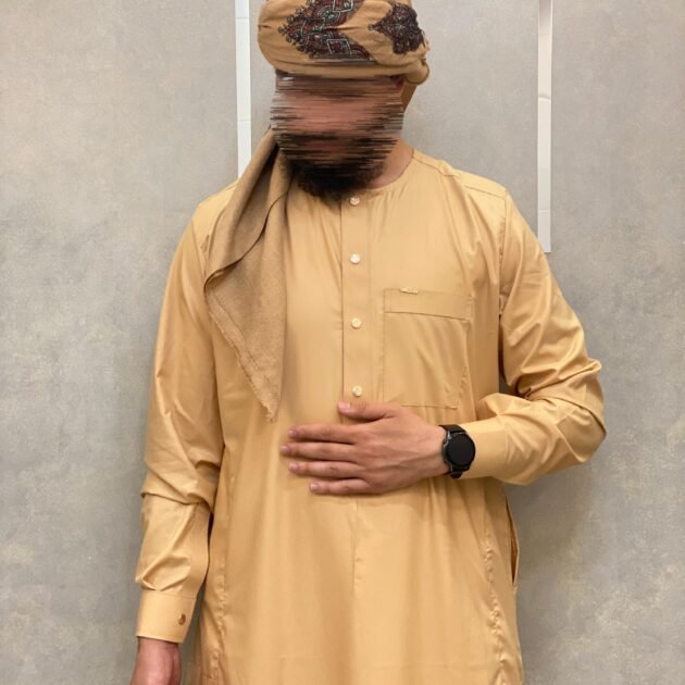 قميص اماراتي