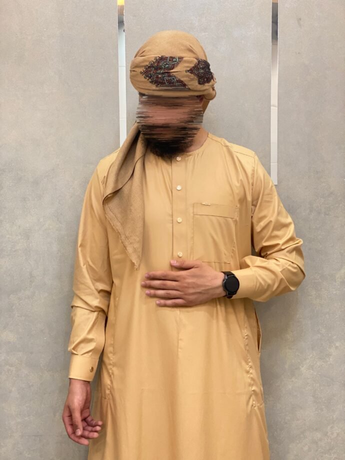 قميص اماراتي